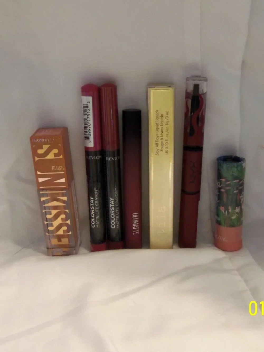 Stilla Liquid Lipstick, NYX Lipgloss, Revlon Color Stay, Maybelline etc.